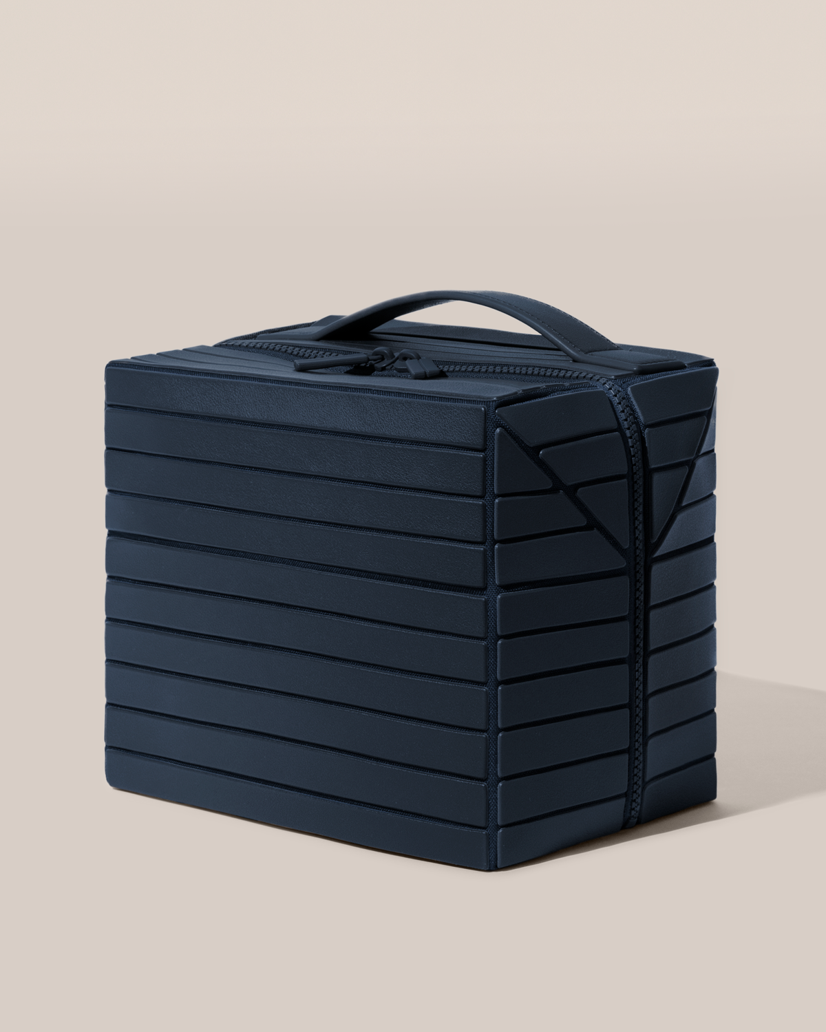 LUVIA Travel Kit, closed view